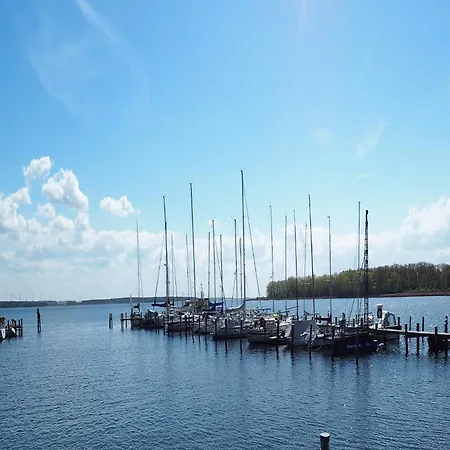 Cozy In Rerik With Terrace בית נופש