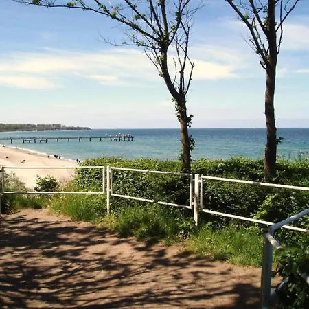 Cozy In Rerik With Terrace * Neu Gaarz