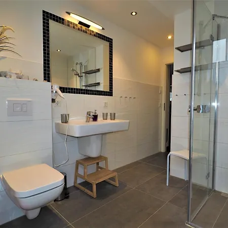 Cozy In Rerik With Terrace Neu Gaarz