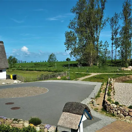 Cozy In Rerik With Terrace * Neu Gaarz