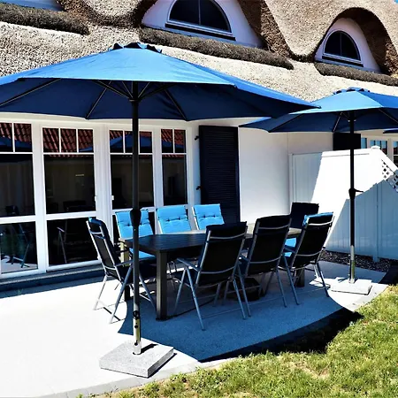 Cozy In Rerik With Terrace בית נופש