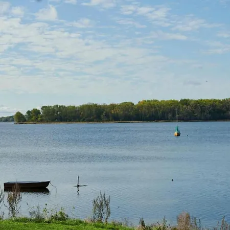 Cozy In Rerik With Terrace Neu Gaarz