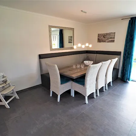 Cozy In Rerik With Terrace * Neu Gaarz