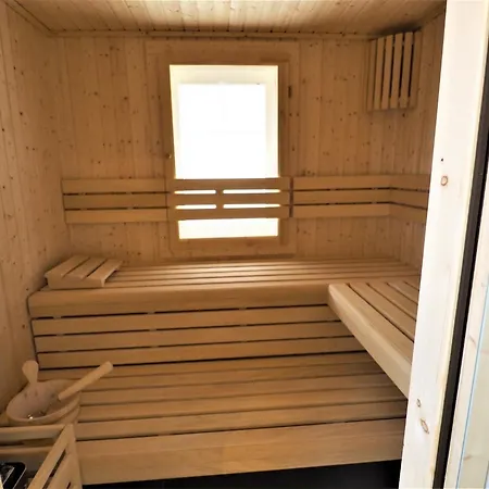 Cozy In Rerik With Terrace Neu Gaarz