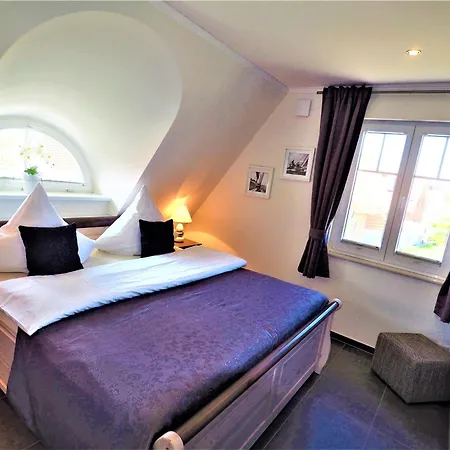 Cozy In Rerik With Terrace בית נופש