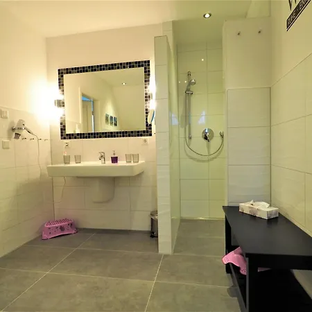 Cozy In Rerik With Terrace * Neu Gaarz