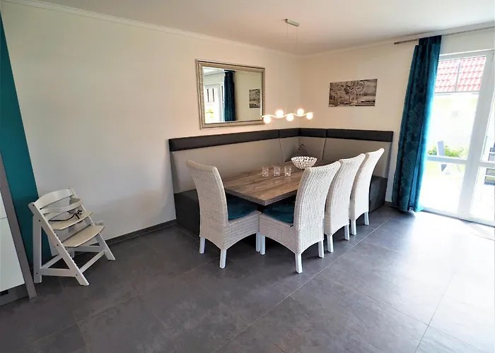 Cozy In Rerik With Terrace * Neu Gaarz